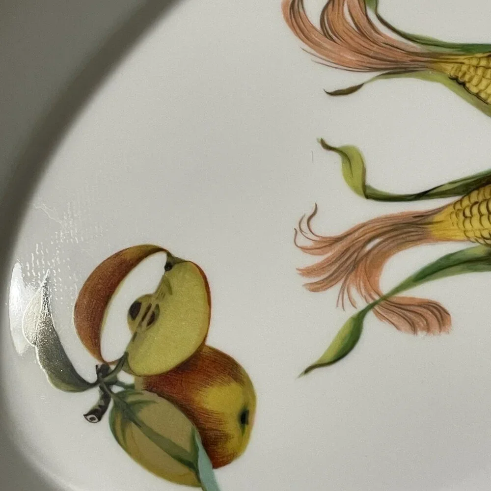 Vintage Royal Worcester Evesham Vale 14.5